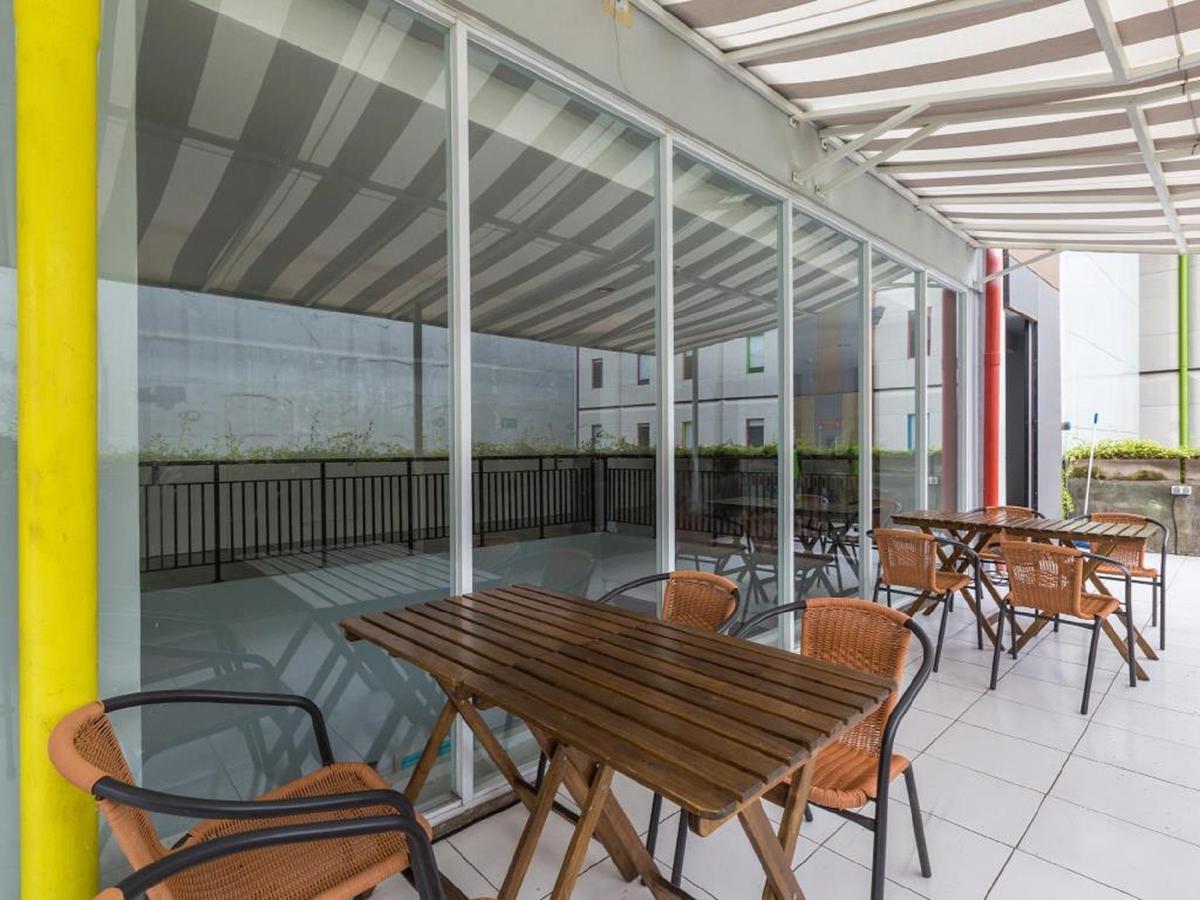 Hotel Urban Styles Hitz Kuta Kuta Lombok Zewnętrze zdjęcie