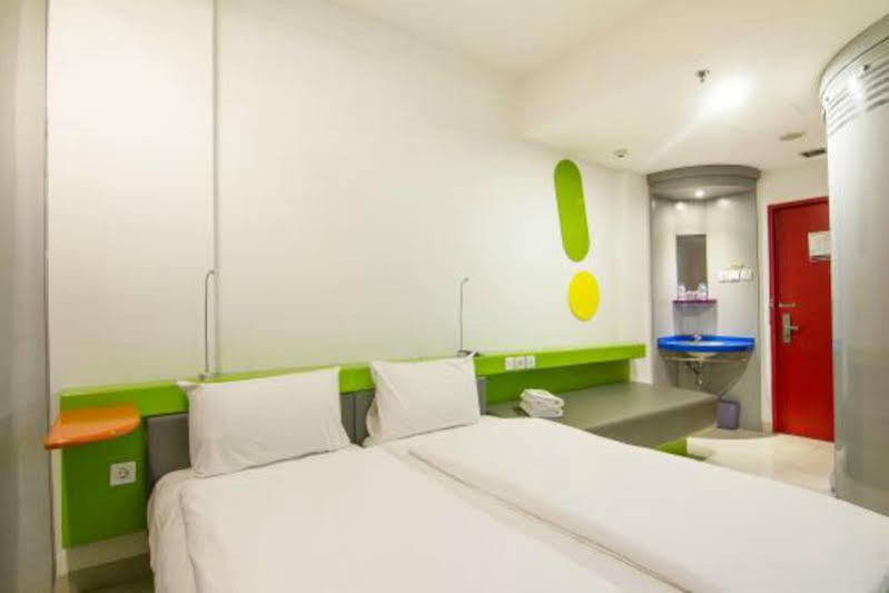 Hotel Urban Styles Hitz Kuta Kuta Lombok Zewnętrze zdjęcie
